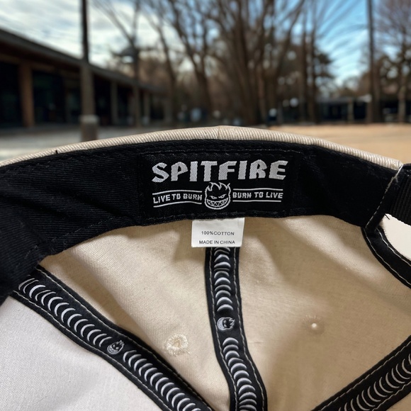 Y2K SpitFire Embroidered Skateboarding Hat - Picture 6 of 6